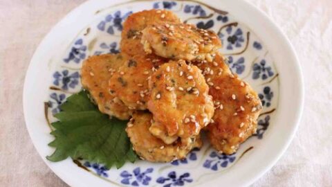 鶏胸肉で作る青紫蘇つくね