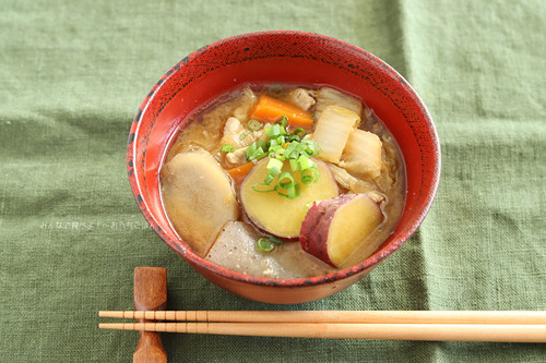 さつまいも入り豚汁