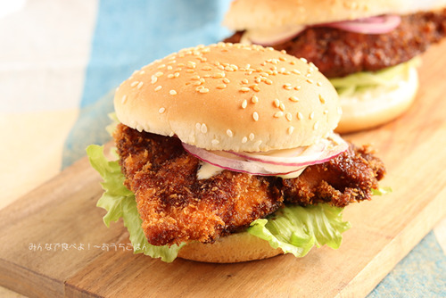 サーモンフライバーガー