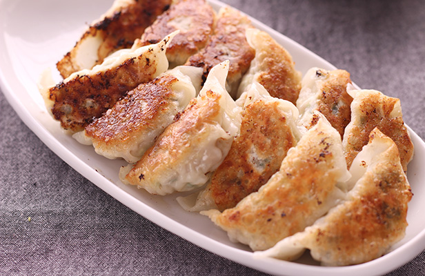 うちの自慢の白菜餃子